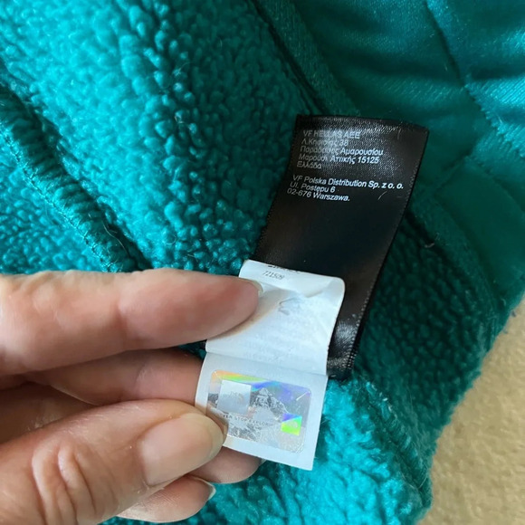 North Face women’s medium zip front, lined. Teal blue. Stretchy material. - Picture 4 of 6